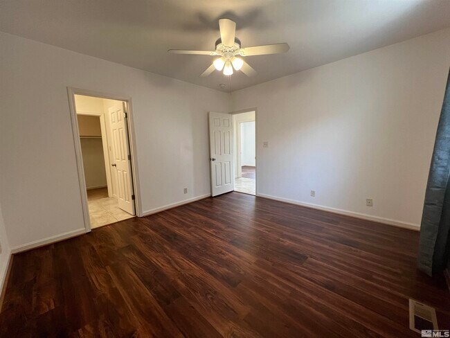 Building Photo - 1715 Polo Park Dr
