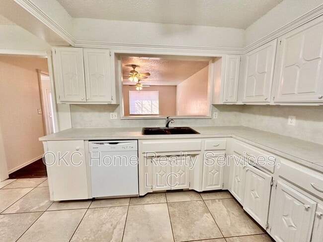 Building Photo - 9817 Grimsbey Ct