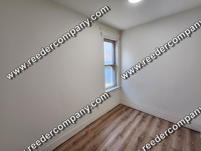 Building Photo - 5008 Baring Ave