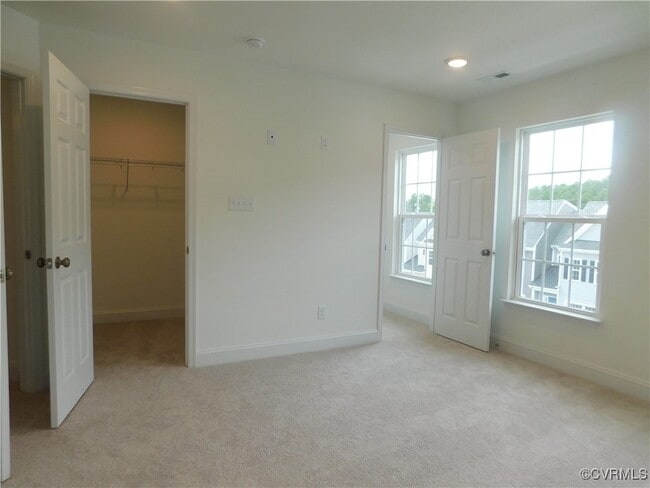 Building Photo - 7004 Leire Ln