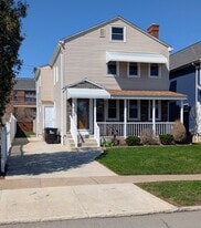 Building Photo - 412 University Ave