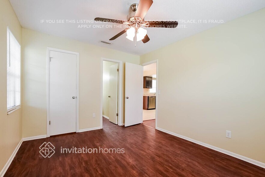 Building Photo - 520 Sunrise Dr