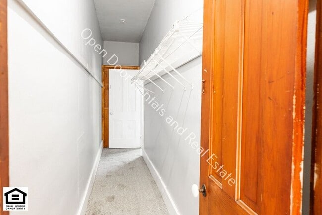 Building Photo - 601/603 N Jackson St
