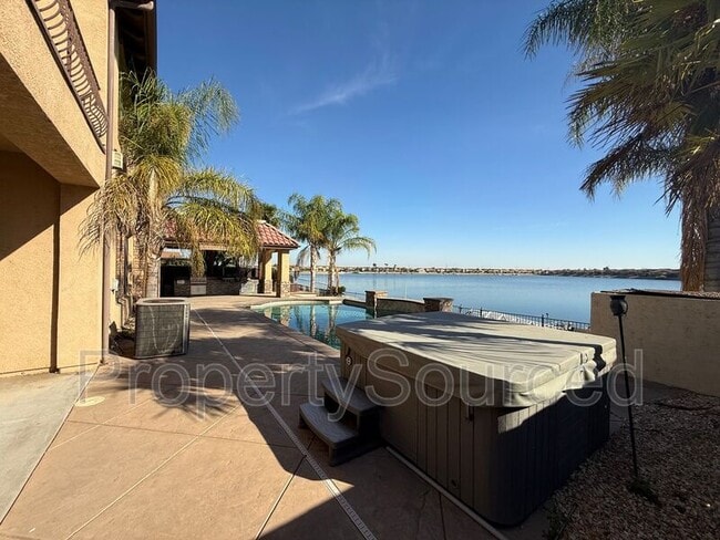 Building Photo - 4060 Chiavari Way