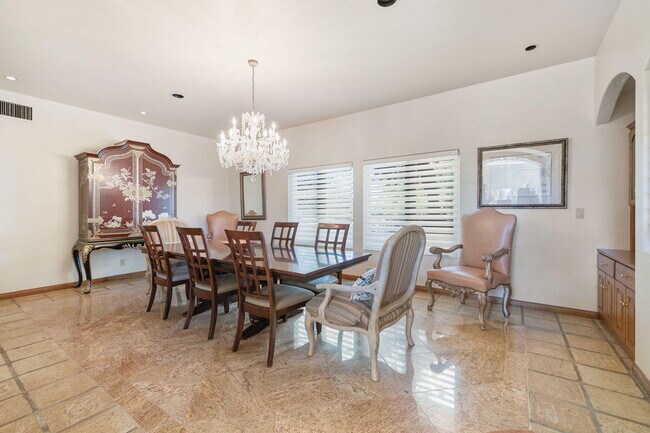 Building Photo - 50180 Vista Montana Rd