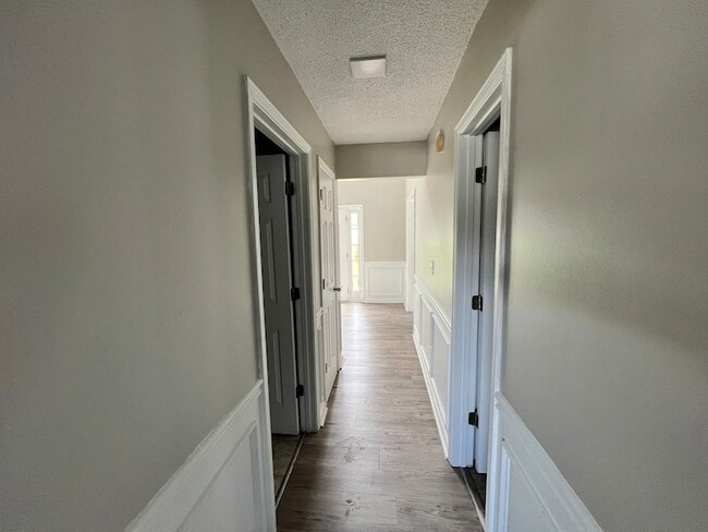 Building Photo - 448 Canoga Ct