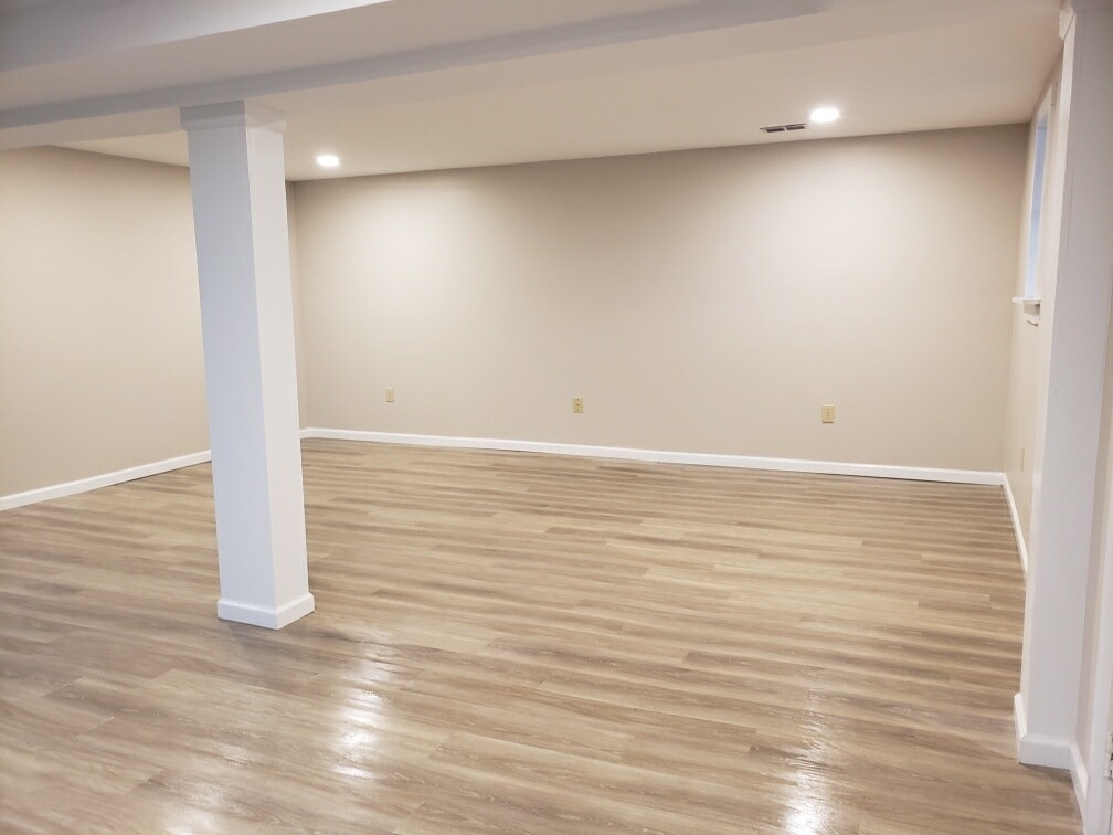 Building Photo - 107 W Biddle St