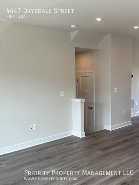 Building Photo - 4647 Drysdale St
