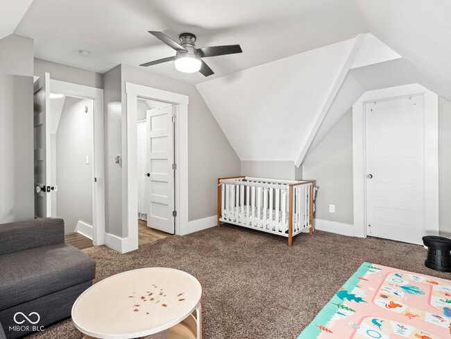 Building Photo - 622 N Hamilton Ave