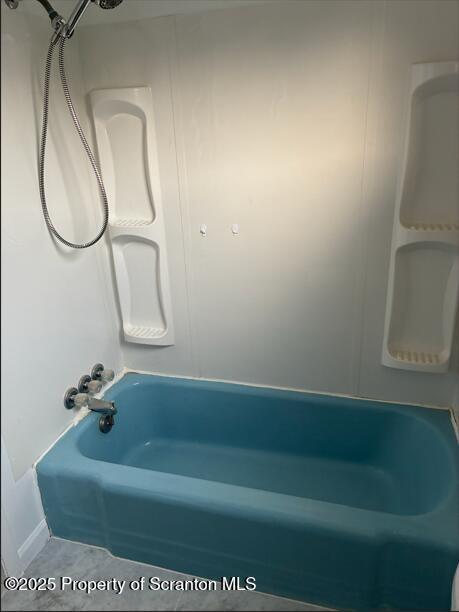 Building Photo - 53 Sobieski St