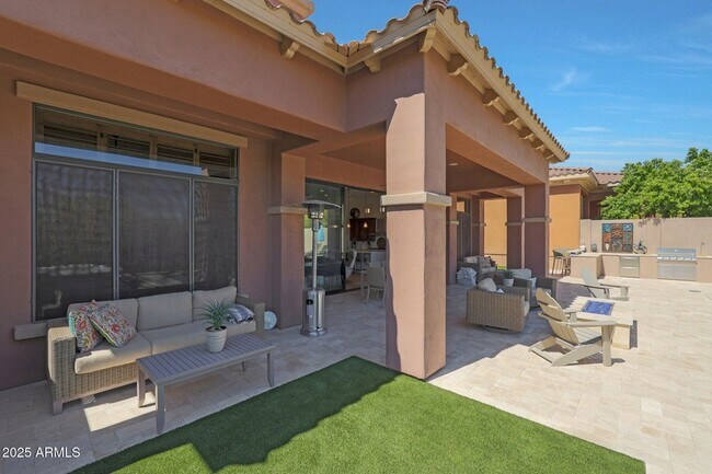 Building Photo - 9973 E Edgestone Dr