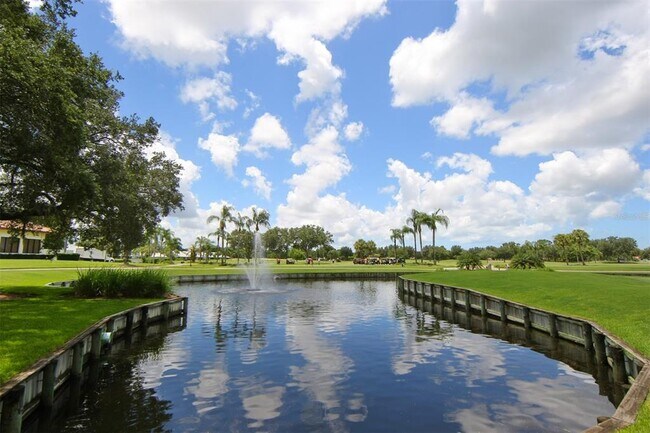 Building Photo - 5728 Doral Dr