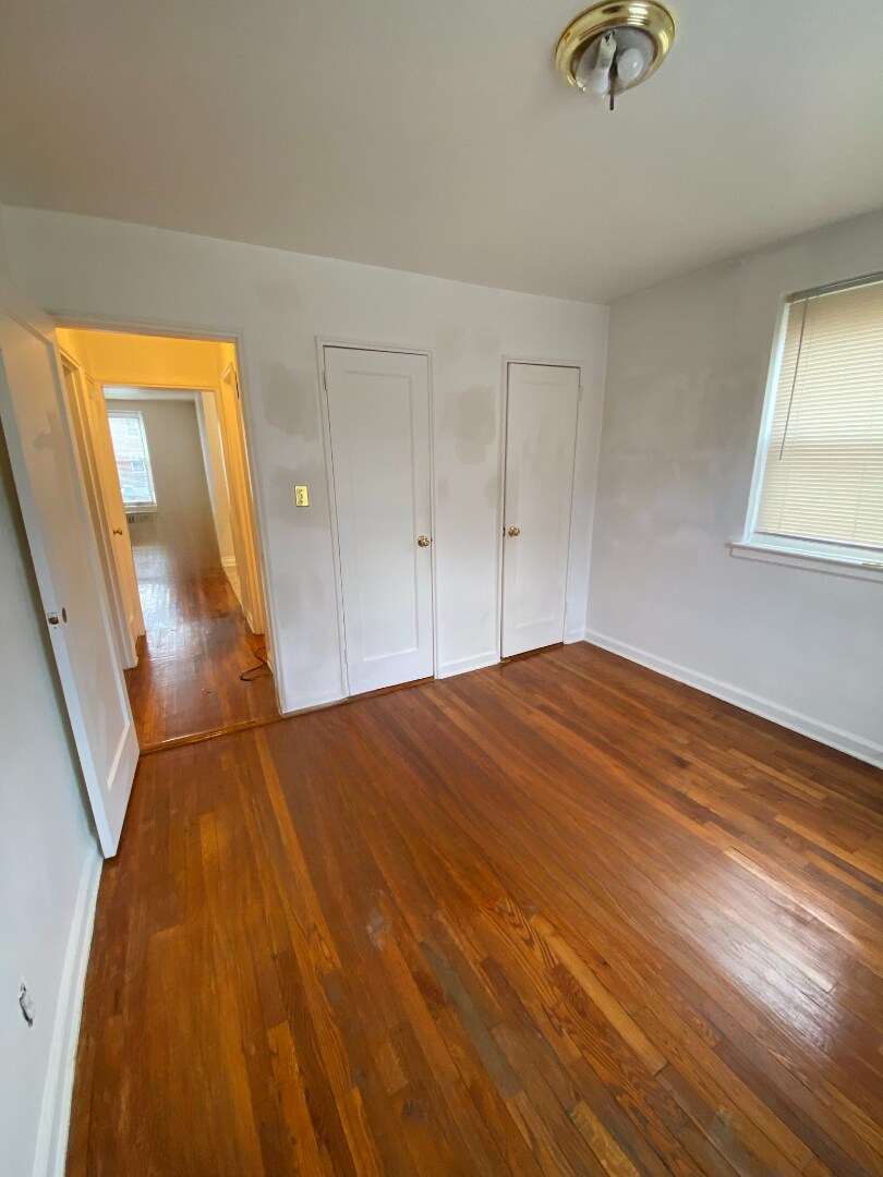 Bedroom 1 - 4011 191st St