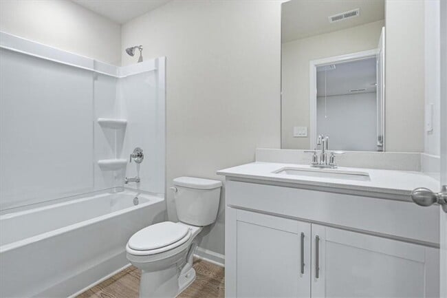 Building Photo - 2238 Ashton Dr