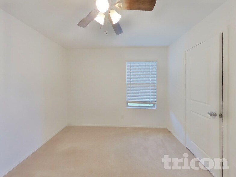 Building Photo - 1423 Dovekie Dr