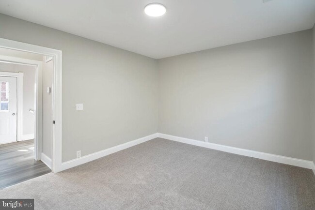 Building Photo - 81 Liberty St