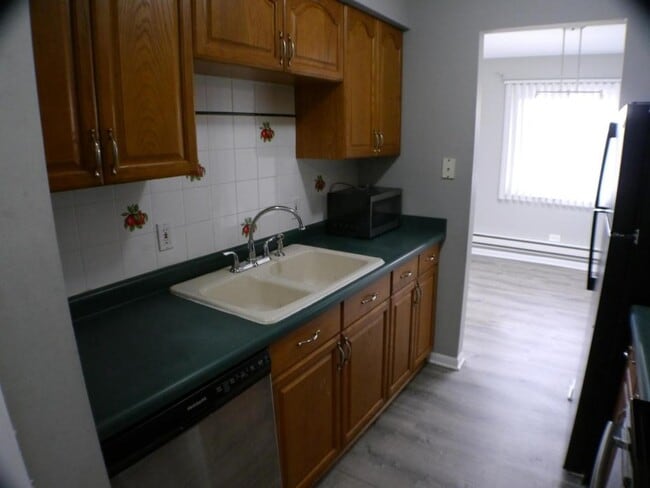 Building Photo - 11810 S Komensky Ave