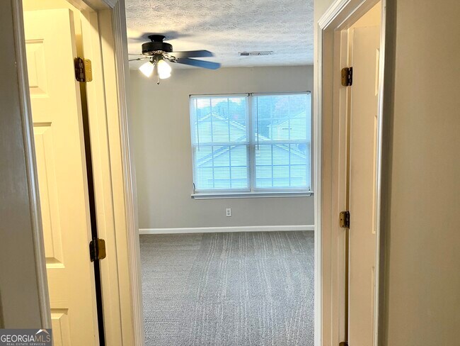 Building Photo - 650 Windcroft Cir NW