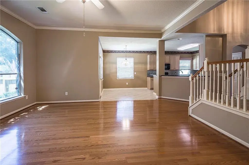 Building Photo - 2902 Sunbird Dr