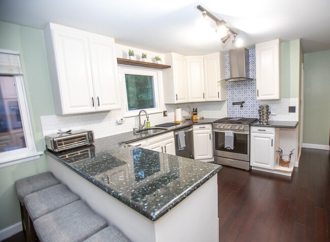 Building Photo - 107 Navaho Ct