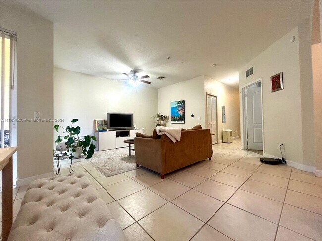 Building Photo - 1104 Shoma Dr