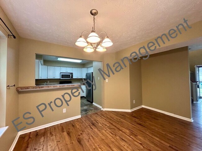 Building Photo - Wonderful 3 Bedroom 2.5 Bathroom Two Story...