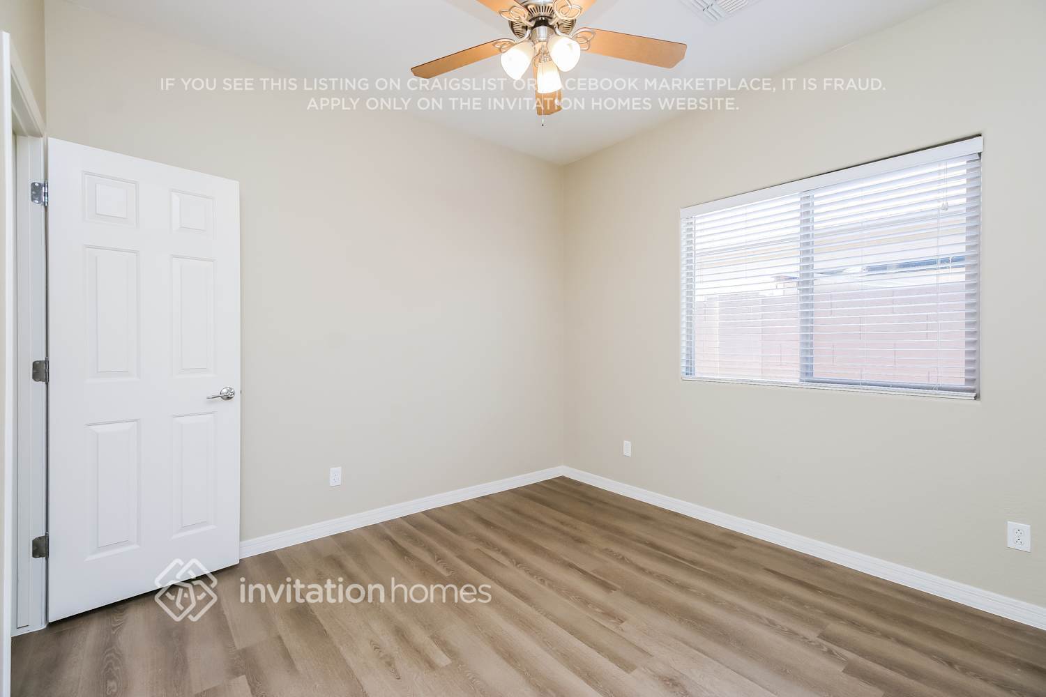 Building Photo - 4823 S Grenoble