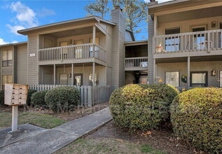 Building Photo - 1861 Tryon Dr