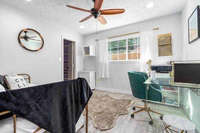 Building Photo - 1907 Briarcreek Blvd