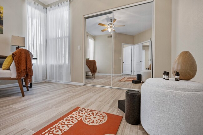 Building Photo - 6900 E Princess Dr