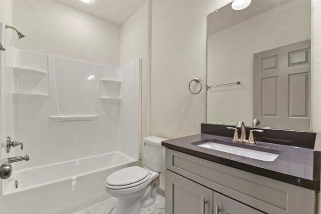 Building Photo - 2123 Sequoia Woods Dr