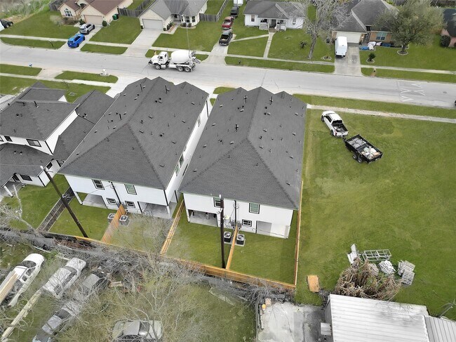 Building Photo - 13106 Donegal Way