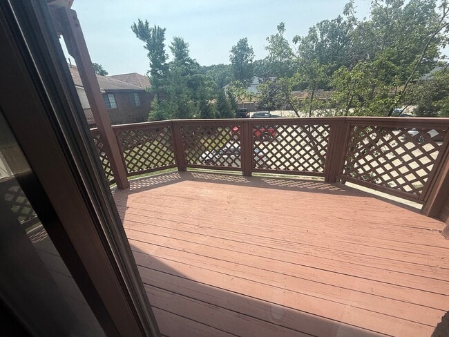 Building Photo - 2-Bedrom Condo Apartment in Broadview Hts!!