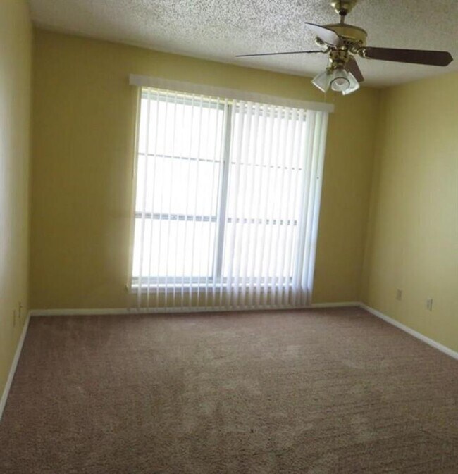 Building Photo - 803 Cardinal Creek Blvd
