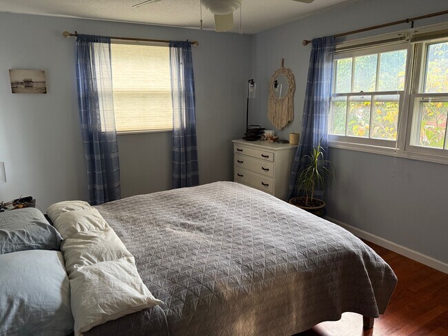 Building Photo - 1655 NW 130th Ave