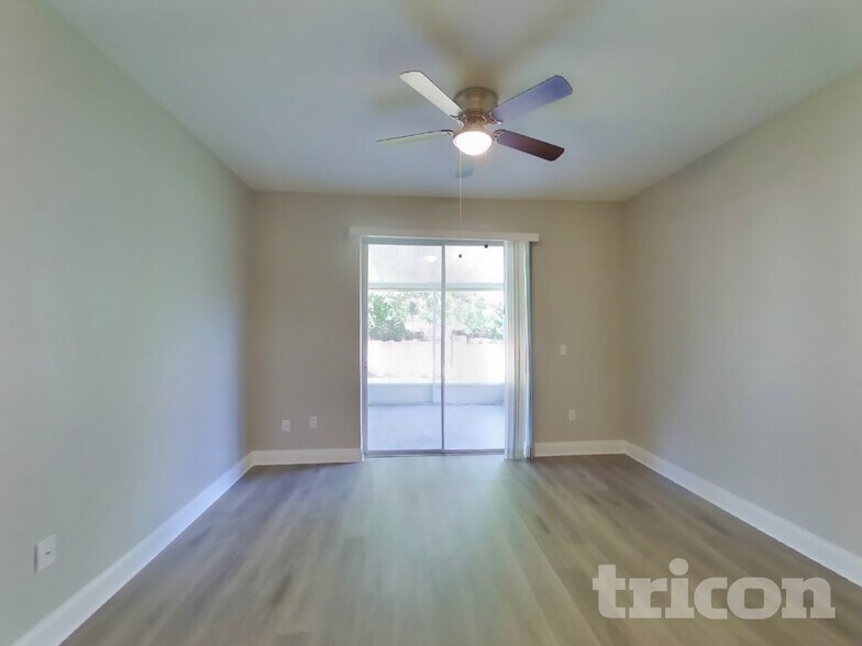 Building Photo - 715 Grand Canyon Dr
