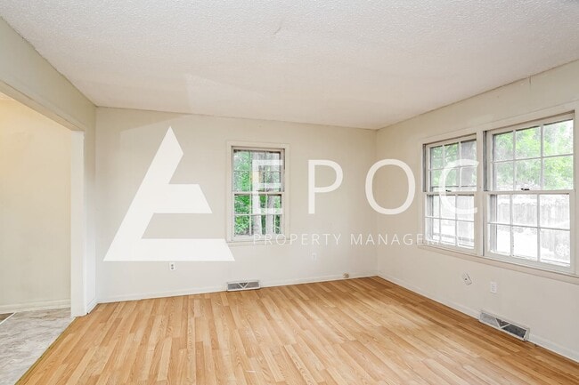 Building Photo - 2785 NC-14