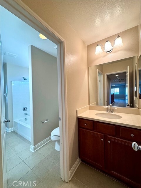 Building Photo - 13945 Barnett Ln