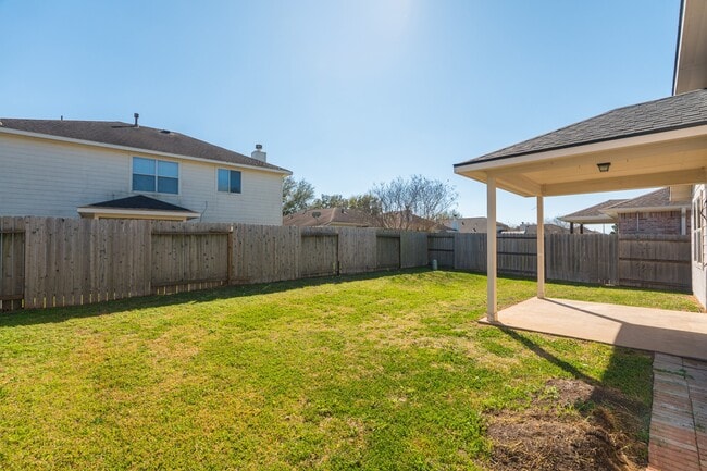 Building Photo - 15443 Lady Shery Ln