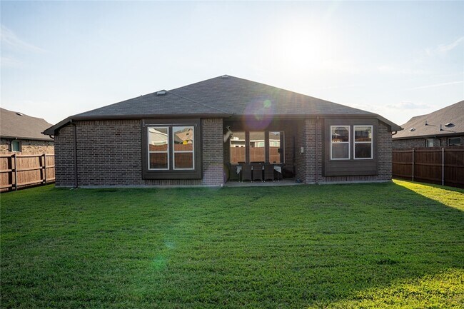 Building Photo - 1119 Waterscape Blvd