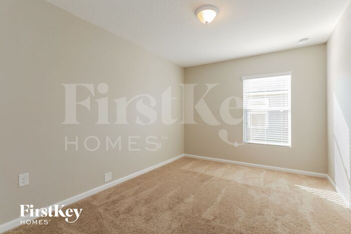 Building Photo - 2361 Bonnie Lakes Dr