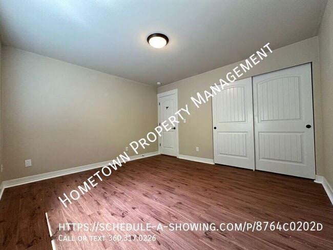 Building Photo - 7301 Ashdown Ln SE