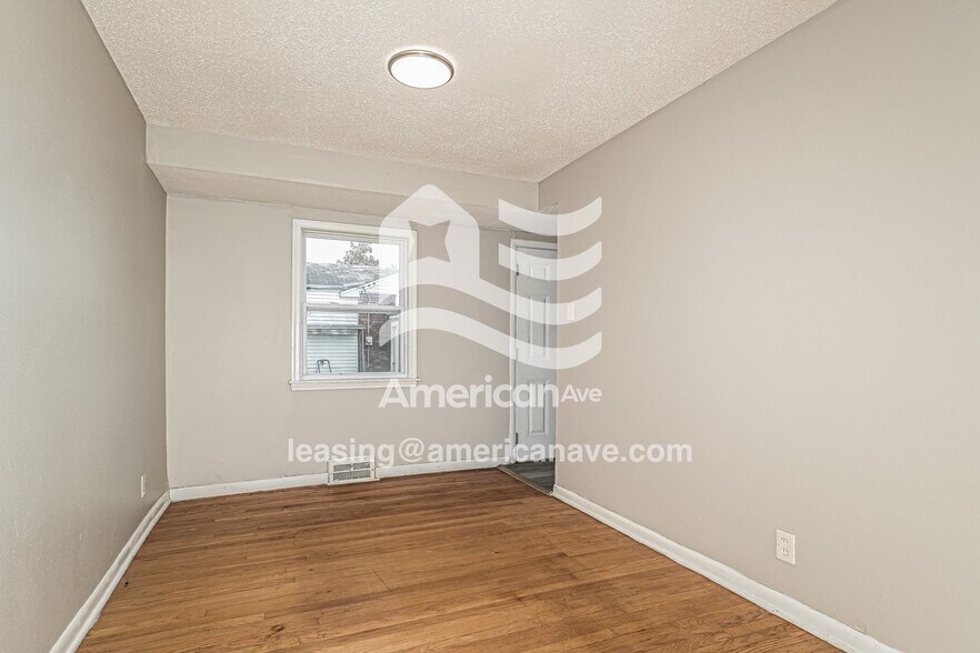 Building Photo - 9301 Nelan Dr