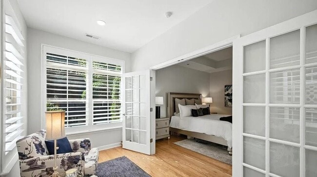 Building Photo - 10608 Old Ardrey Kell Rd