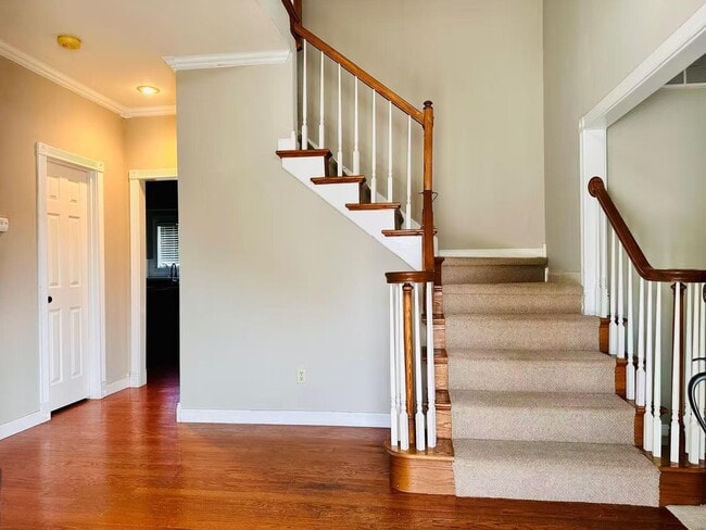 Building Photo - 1110 Brookedale Ct