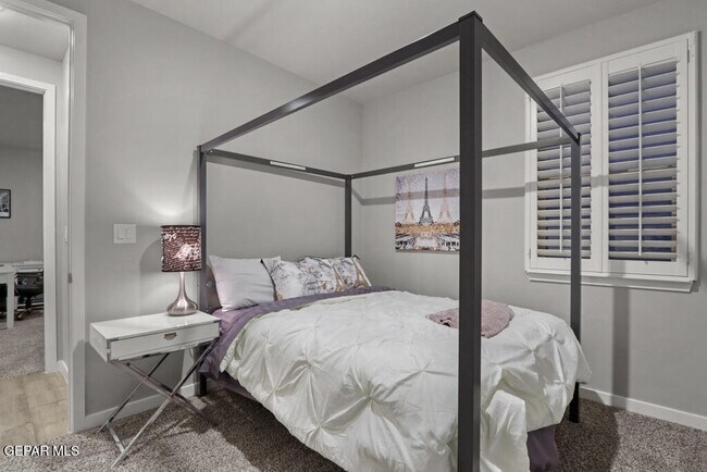 Building Photo - 4556 Marisabel Azcarate St