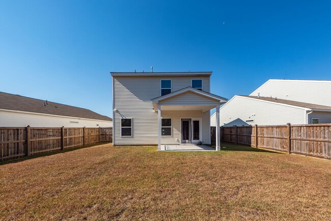 Building Photo - 3 Bedroom 2.5 Bath Single Family Home in P...