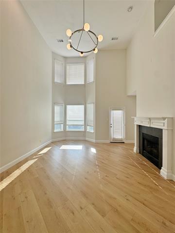 Building Photo - 8339 Davis Dr