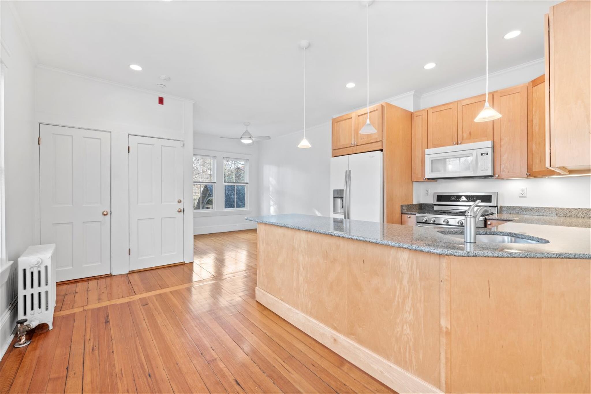 Building Photo - 30 Healey St