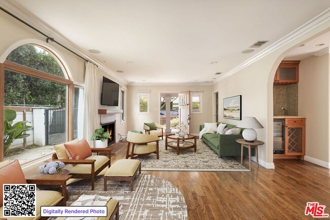 Building Photo - 1134 N Poinsettia Pl